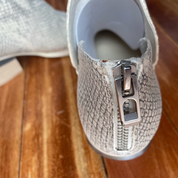 New Dolce Vita Marca Ankle Boots - Picture 2 of 5